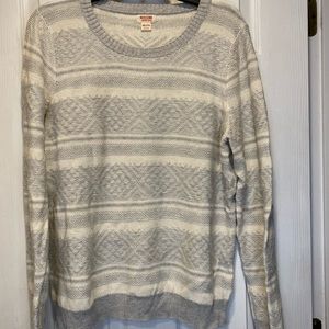 Missimo Gray and Cream Sweater